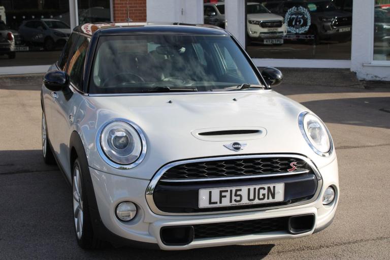 2015 MINI Hatch 2.0 Cooper S Works Auto Euro 6 (s/s) 5dr HATCHBACK Petrol Automatic