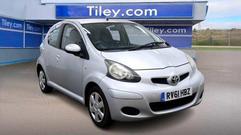 Toyota AYGO 1.0 VVT-i Ice Euro 5 5dr Petrol Manual
