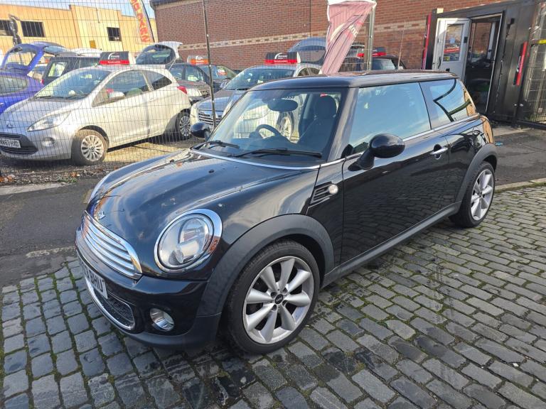 2013 MINI Hatch 1.6 Cooper D 3dr HATCHBACK Diesel Manual