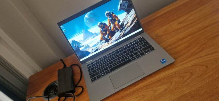 Warranty 11th gen Core i7 16GB RAM 256GB SSD 14" DELL Windows 11 Microsoft Office Laptop Computer