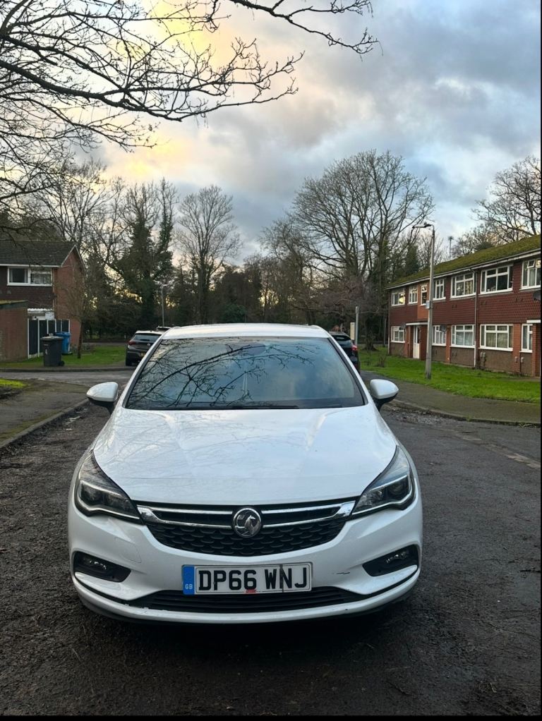 Vauxhall, ASTRA, Hatchback, 2016, Manual, 1399 (cc), 5 doors