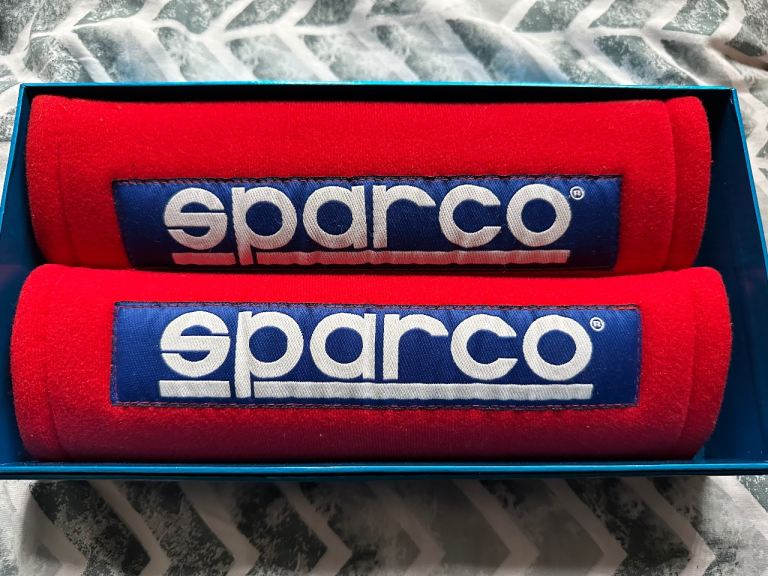 Sparco Seatbelt Pads