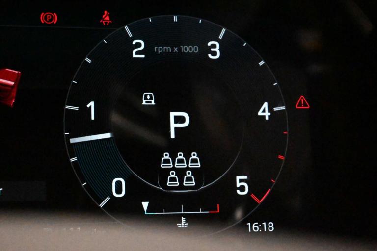 2021 Land Rover Discovery 3.0 Discovery R-Dynamic SE D MHEV Auto 4WD 5dr SUV Diesel Automatic