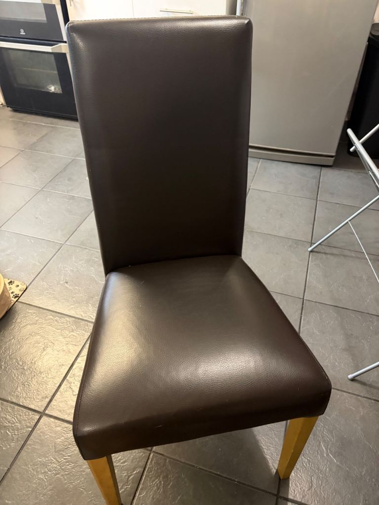 Dining chairs x4 FREE