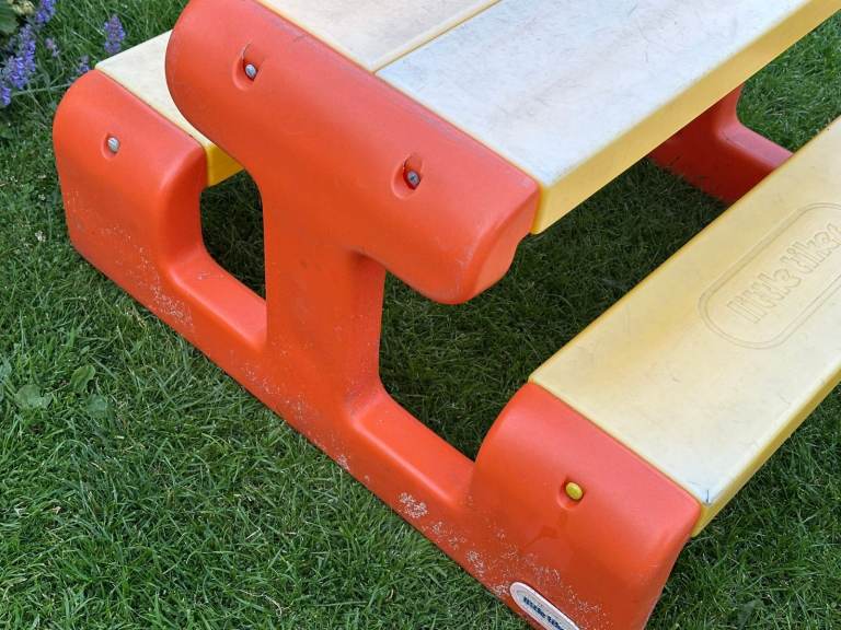 Little Tikes Picnic Table