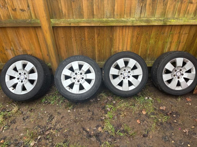 Genuine Mercedes-Benz 16″ Wheels + 225/50 R16 Tyres