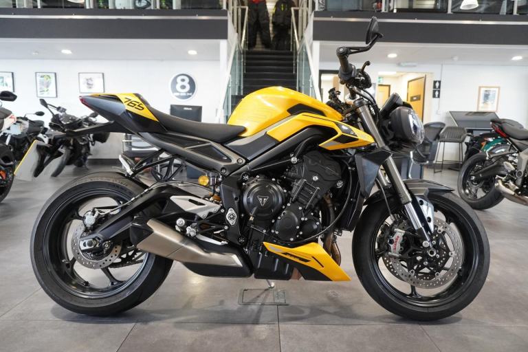 Triumph Street Triple 765 RS, 2024, Yellow with just 2839miles Only £8995. 