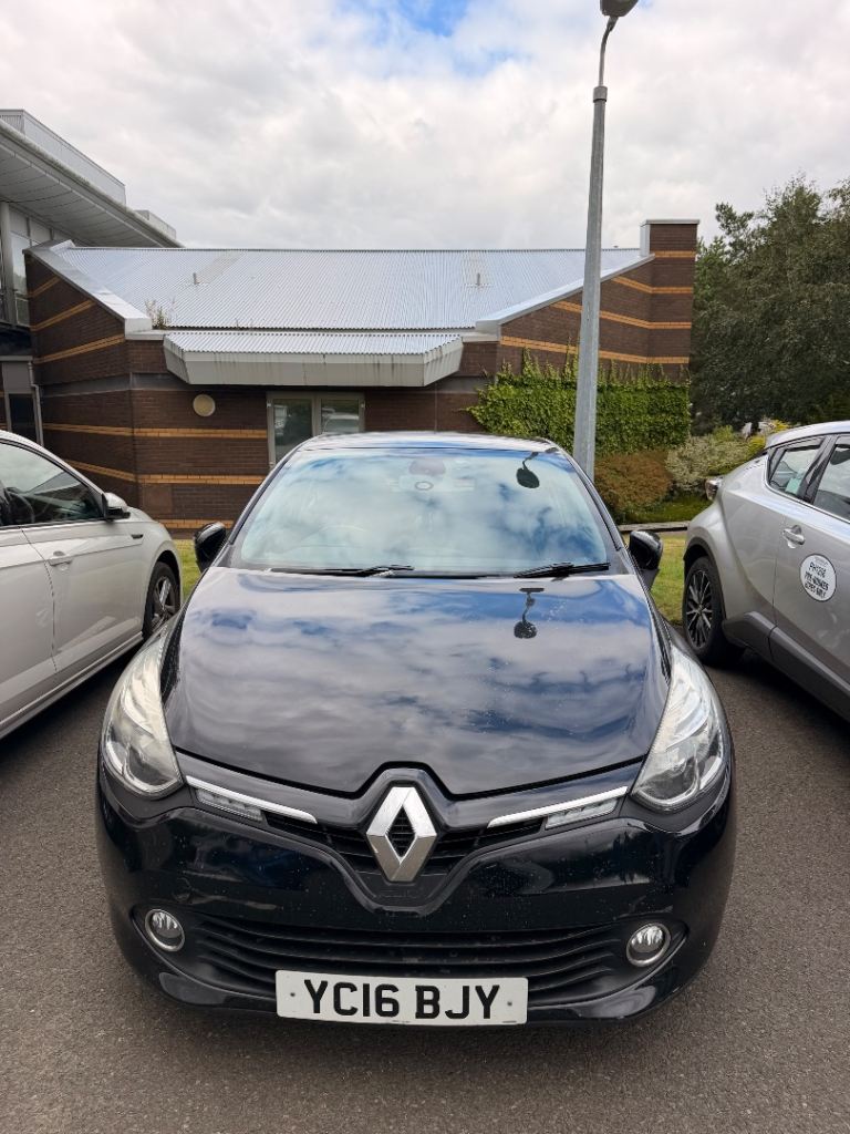 Renault, CLIO, Hatchback, 2016, Semi-Auto, 1461 (cc), 5 doors