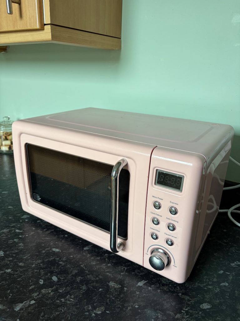 Pink Microwave 