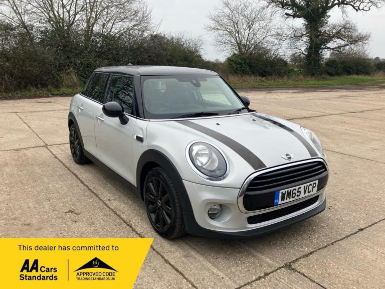 MINI HATCH 1.5 5-Door Hatch Cooper Automatic 2015