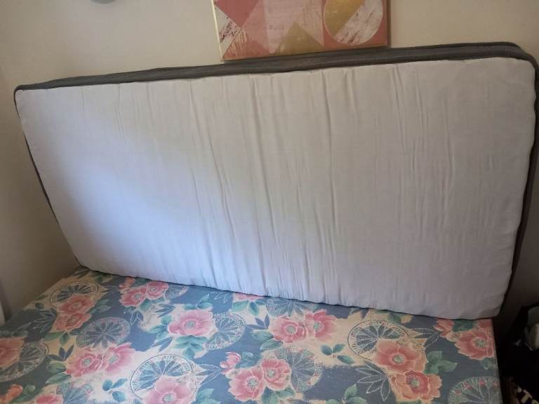 Free single bed with mattress