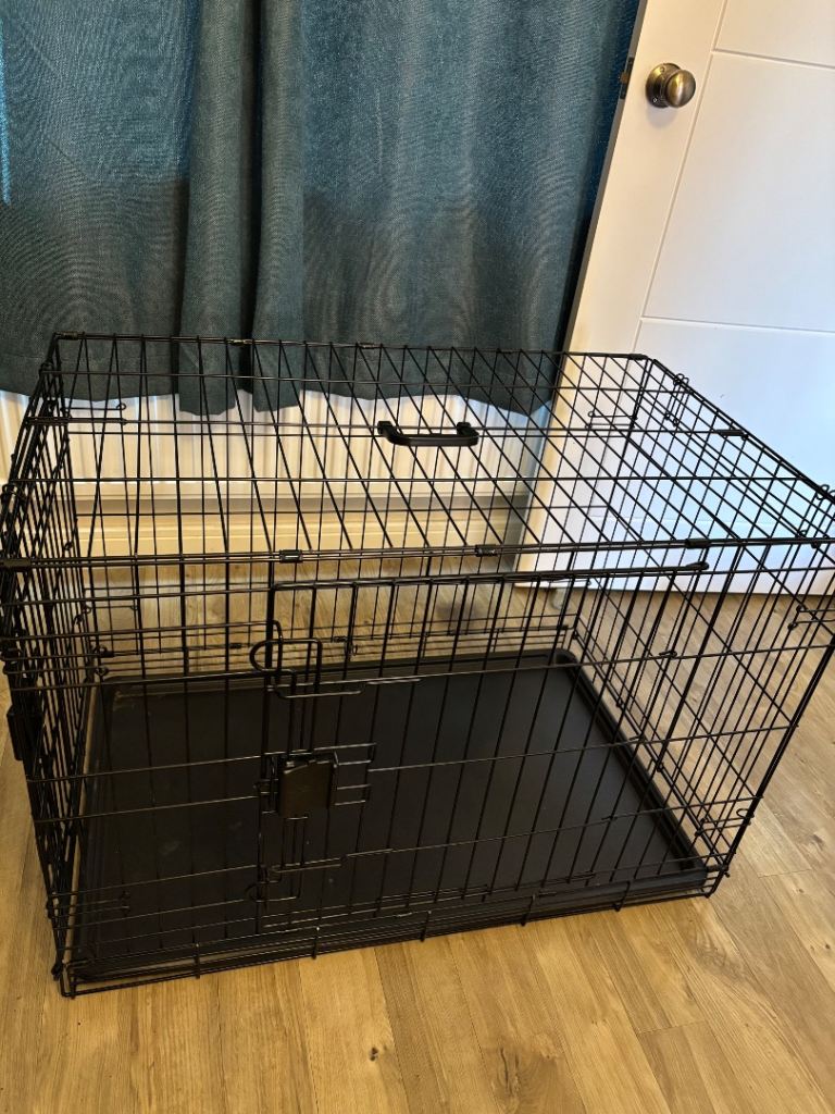 Black Medium Dog Crate