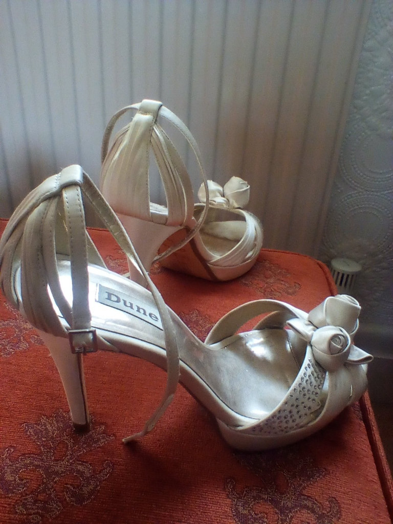 Dune shoes size 39