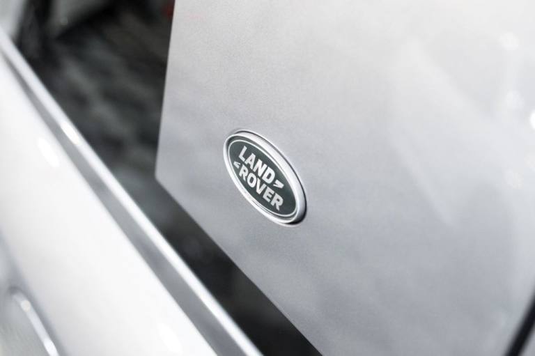 2021 Land Rover Defender 3.0 D300 MHEV X-Dynamic HSE SUV 5dr Diesel Auto 4WD Euro 6 (s/s) (300 ps...