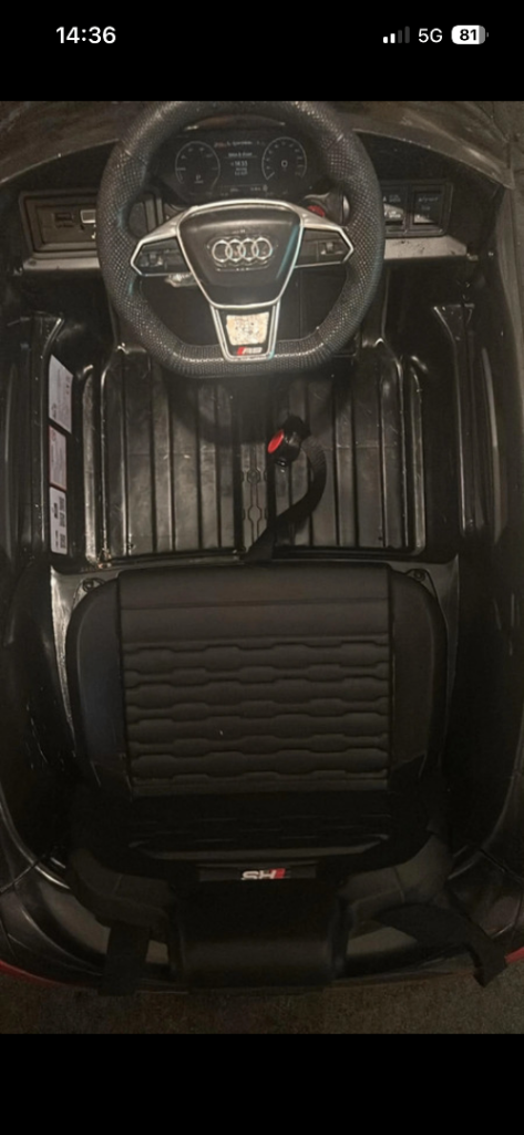 Audi RS e-tron GT Kids Electric Ride-On Car – Good Condition
