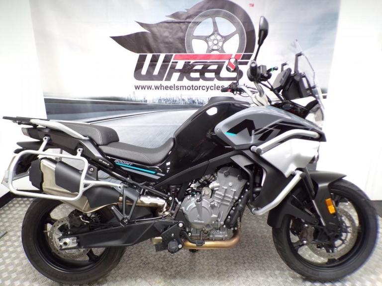 2024 CF MOTO 800 MT SPORT WITH ONLY 1639 MILES FROM NEW