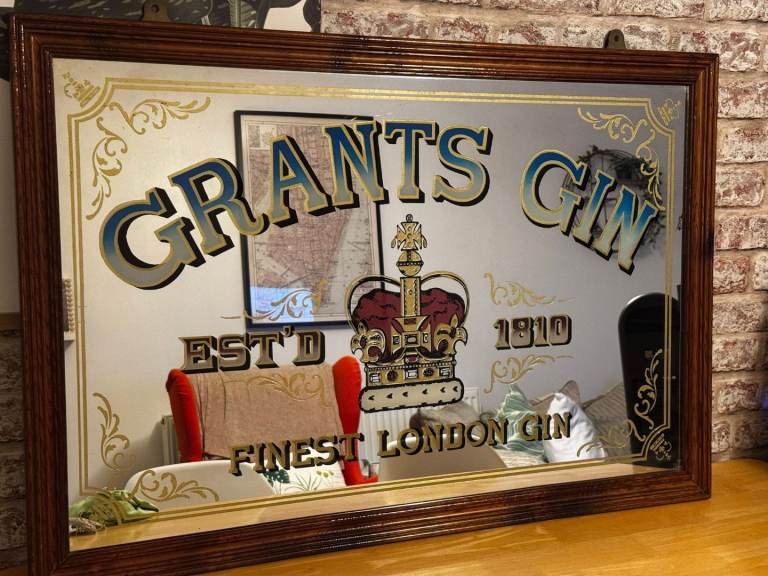 Grants gin mirror