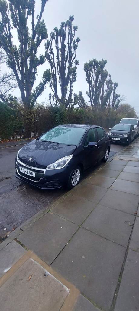 Peugeot, 208, Hatchback, 2016, Manual, 1199 (cc), 5 doors