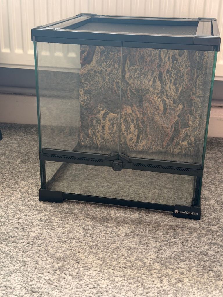 Swell Reptiles Terrarium - 30 x 30 x 32cm