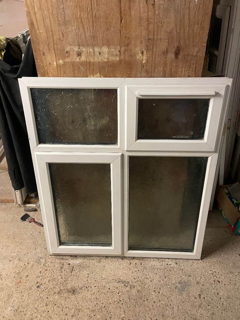 H 128 x W 114 cm - UPVC DOUBLE GLAZED WINDOW- OBSCURE GLASS (REF: MJ298)