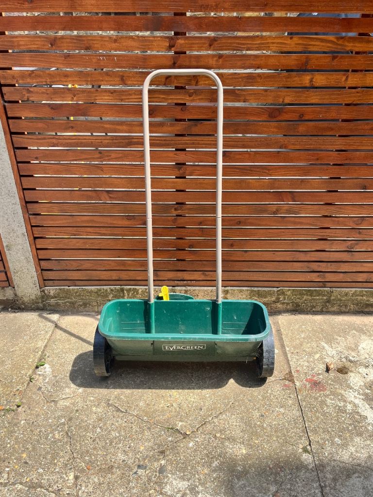Evergreen lawn seed spreader