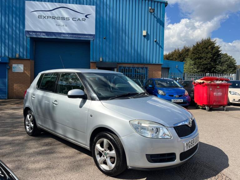 2009 Skoda Fabia 1.2 12V 2 5dr HATCHBACK PETROL Manual