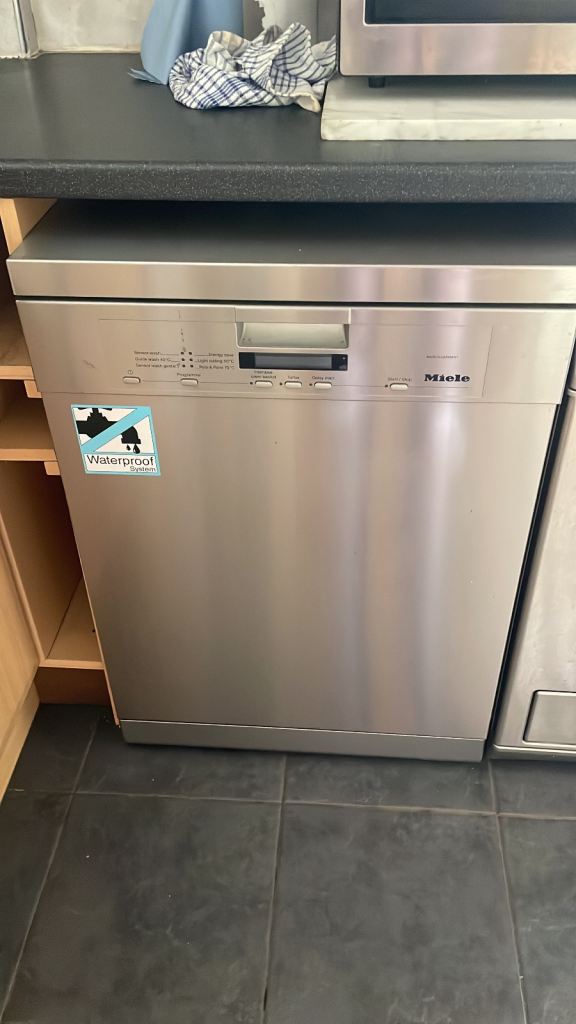 Miele Dishwasher - never used 