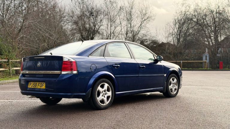 Vauxhall, VECTRA, Hatchback, 2008, Manual, 1796 (cc), 5 doors