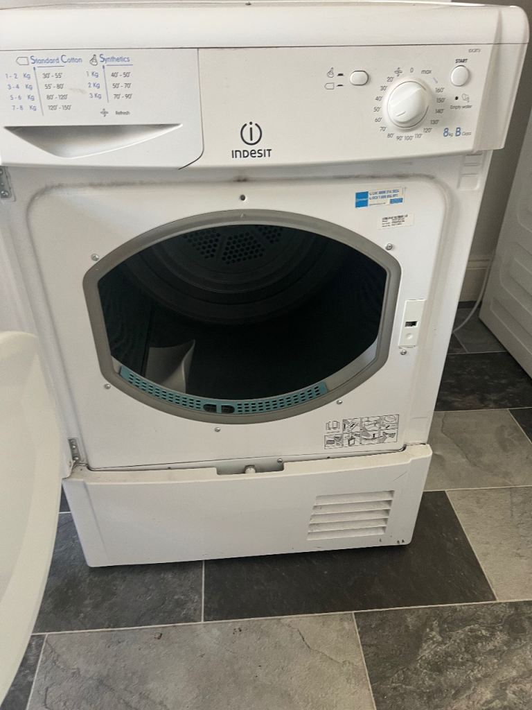 Indesit White Tumble Dryer – Heating but Needs Belt Repair