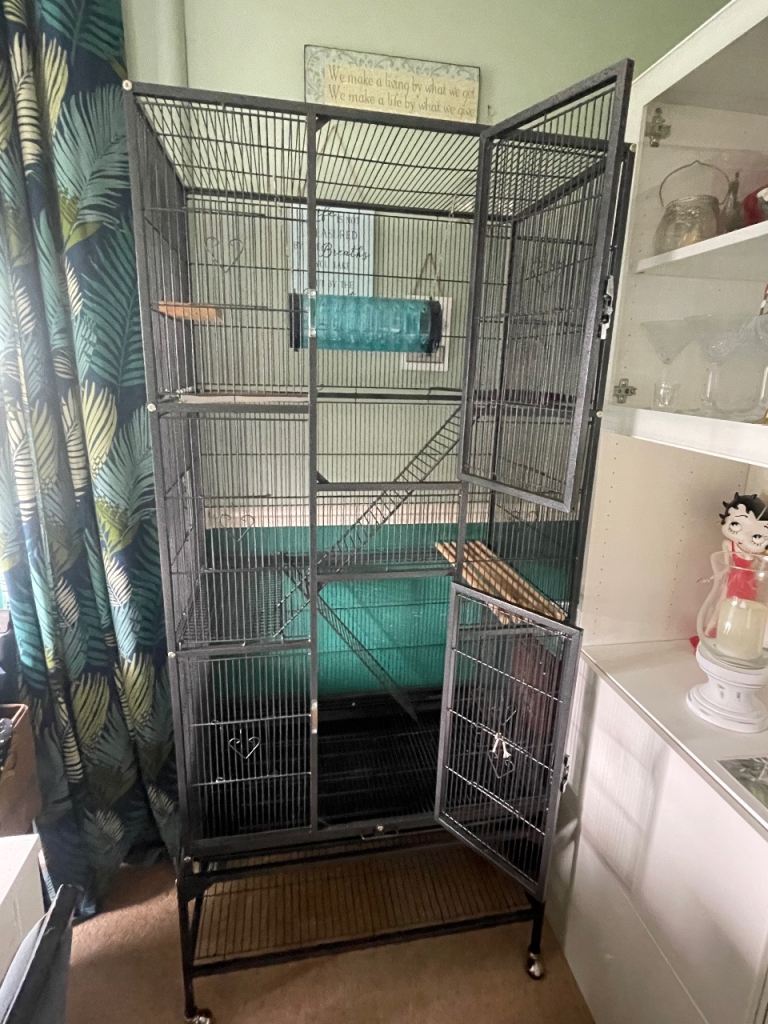 Large cage for small animals / bird