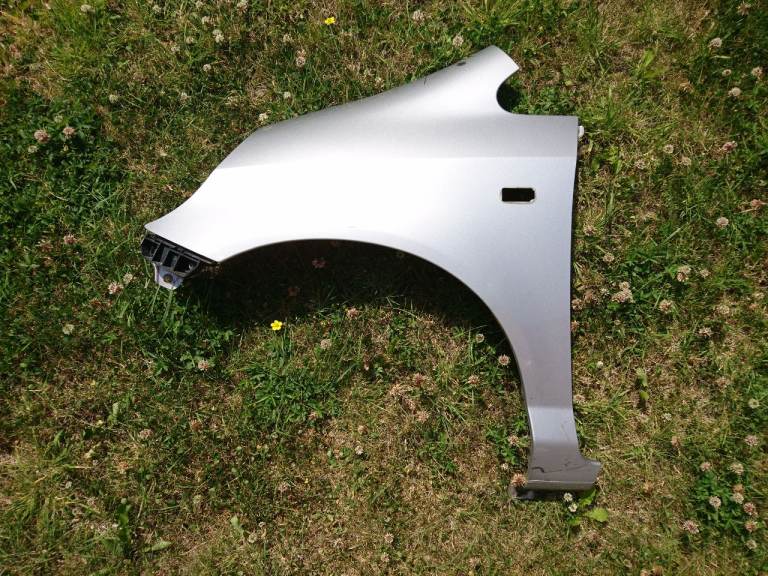 2002 - 2005 Honda Jazz left Wing - Silver NH623M