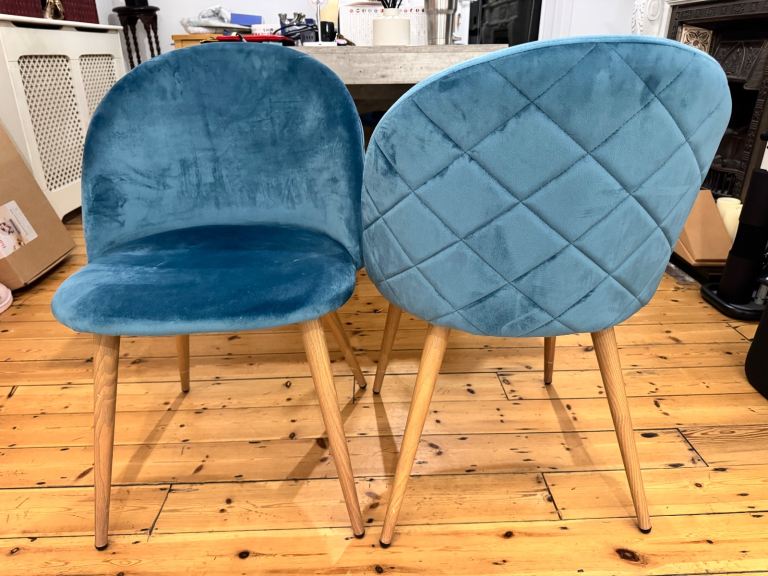 Set of 6 Velvet Dining Chairs – Teal Blue with Wooden Legs