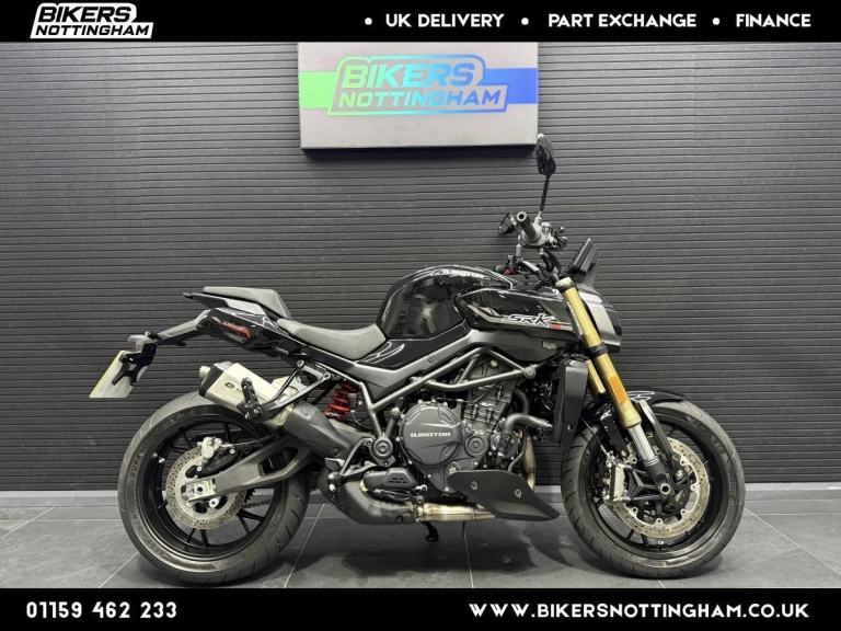 QJMOTOR SRK 900 2025 **ex demo, low miles, big saving**