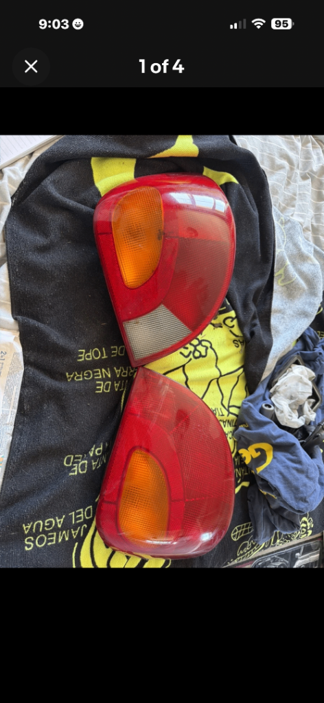 Genuine Ford fiesta 1995/2002 rear lights 