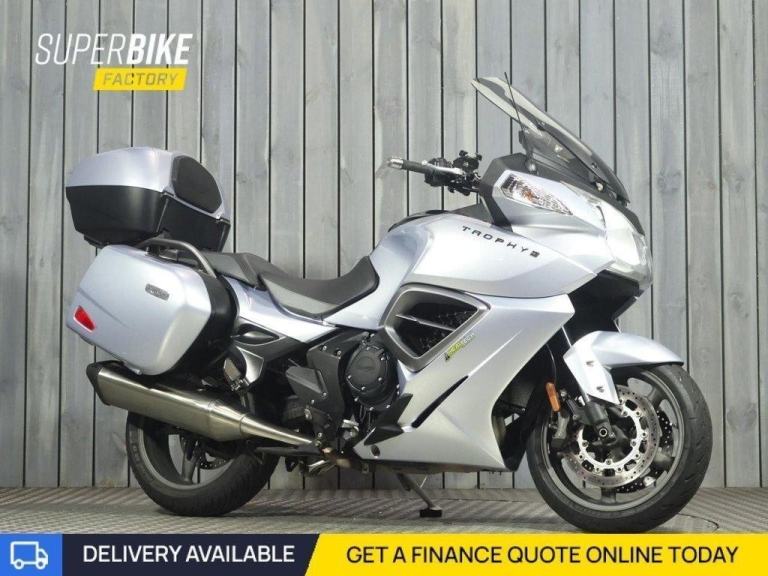 2014 14 TRIUMPH TROPHY 1200 SE