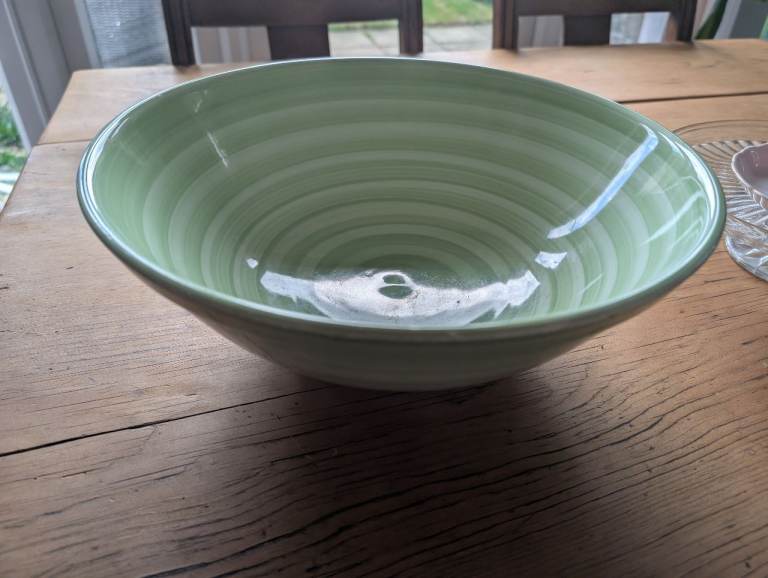 Large Fruit Bowl (Italian Pottery, La Primula)