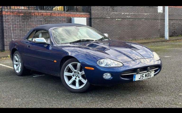 2002 Jaguar XK8 4.0 2dr Petrol