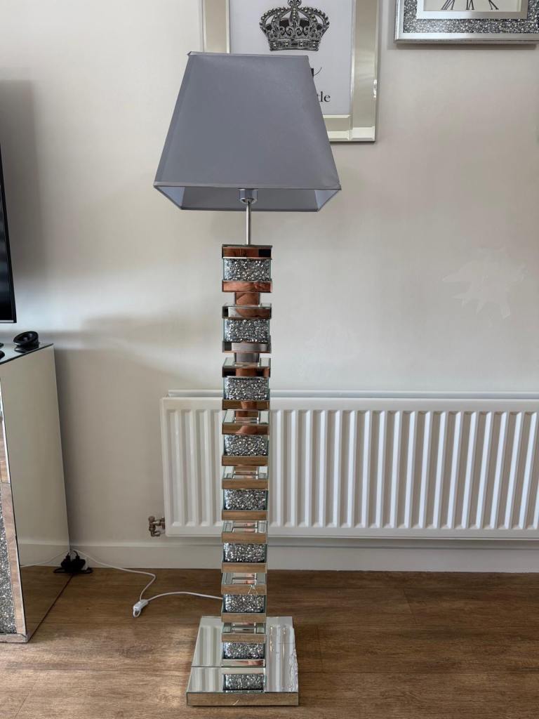 Crushed Diamond Floor Lamp with Grey Shade – As Good As New