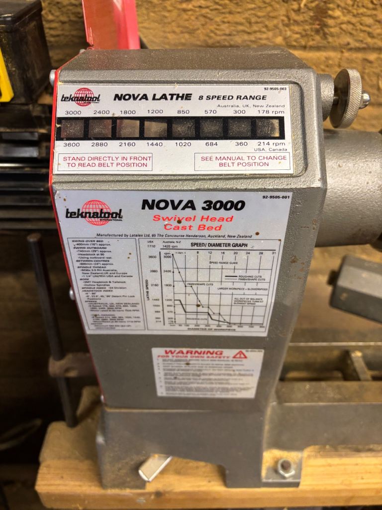 *SOLD NOW, Thanks.* Wood turning lathe Nova 3000