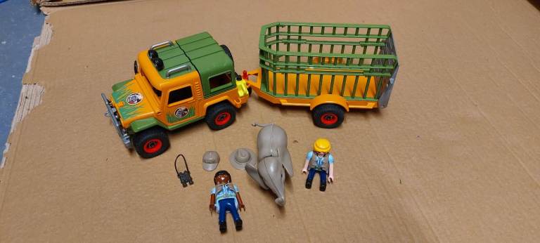 Playmobil Safari Jeep with Trailer and Figures – Good Condition