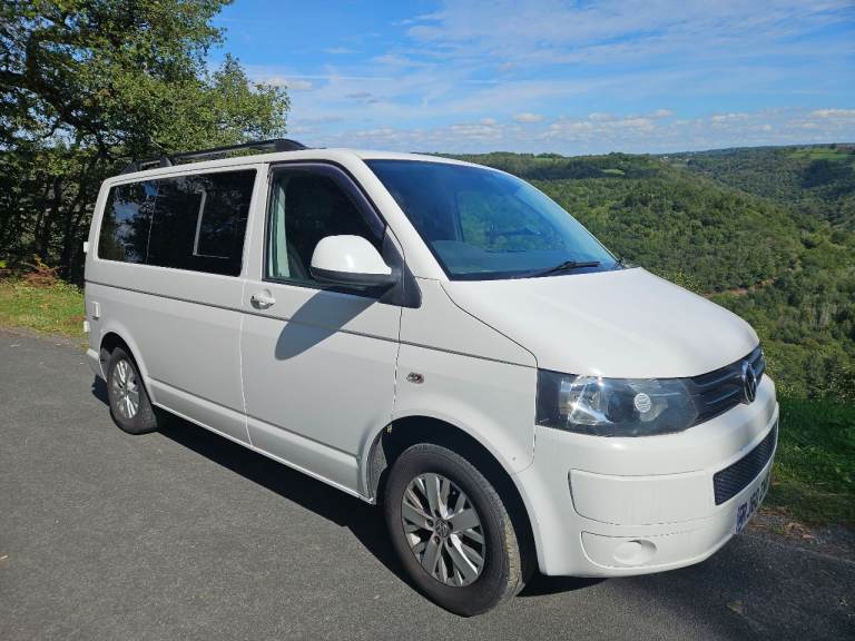 2011 VW Transporter T5.1 Professionally Converted Camper Van