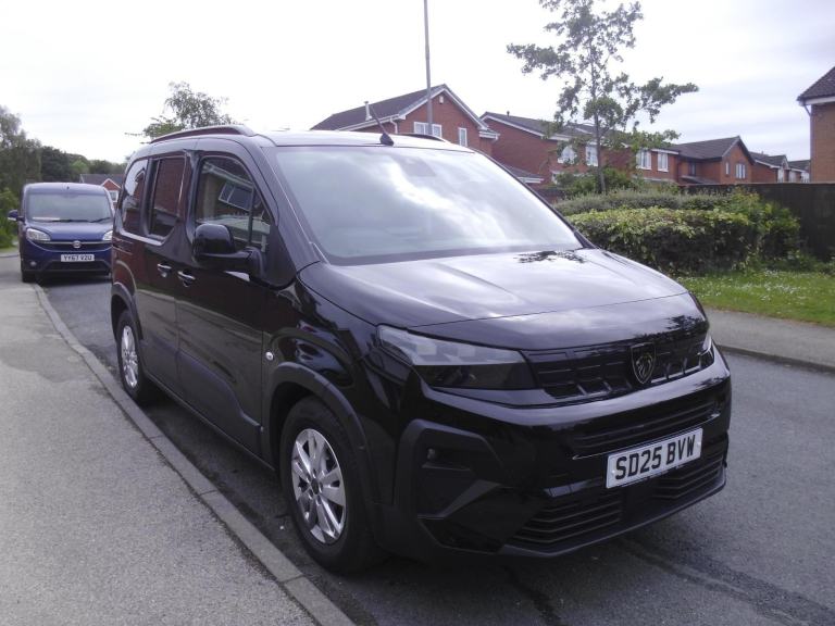 2025 Peugeot RIFTER HORIZON RE TD Allure WHEELCHAIR ACCESS 4 SEATS