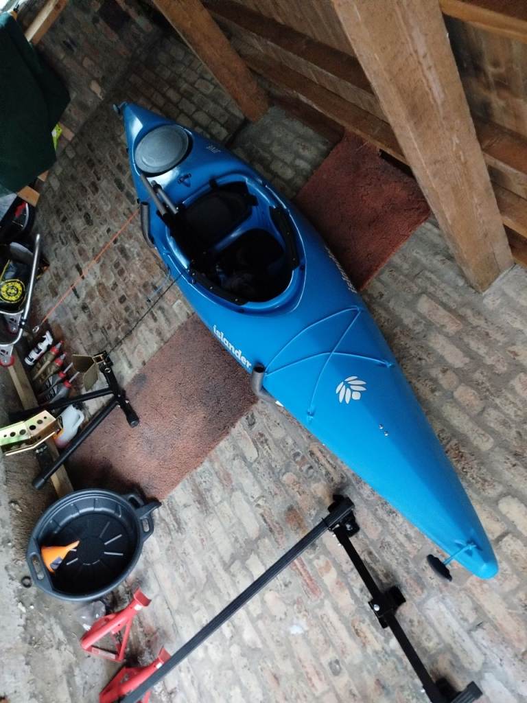 Islander jive sit in kayak excellent as new condition 