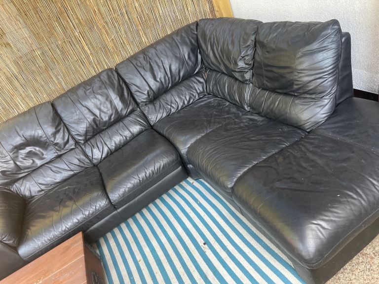 Leather corner sofa 