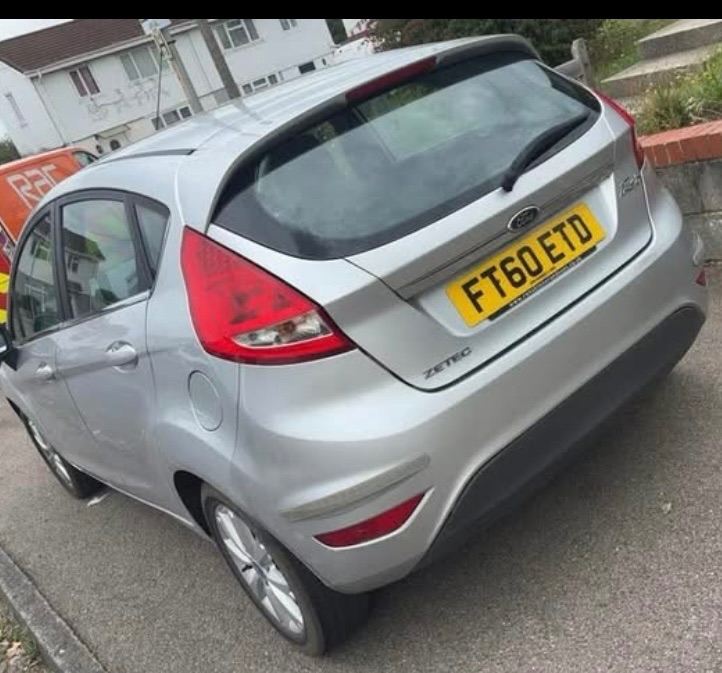 Ford, FIESTA, Hatchback, 2011, Manual, 1242 (cc), 5 doors