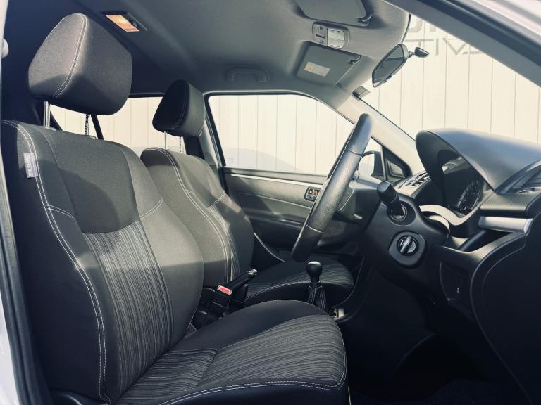 2016 Suzuki Swift 1.2 SZ-L [Nav] 5dr HATCHBACK Petrol Manual