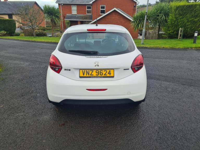 2016 Peugeot 2008 1.6 Hdi Active....GREAT FIRST TIME CAR 