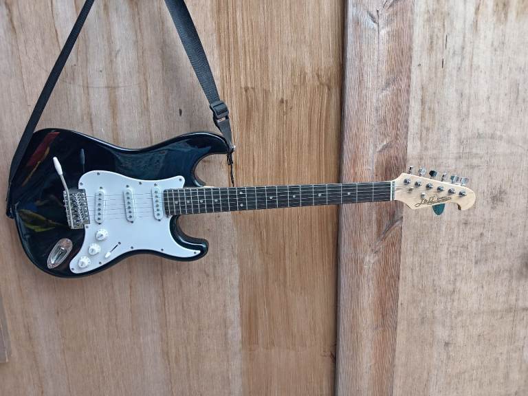 Electric guitar 