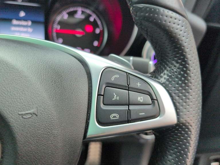 2016 Mercedes-Benz GLC 2.1 GLC250d AMG Line (Premium Plus) SUV 5dr Diesel G-Tronic 4MATIC Euro 6 ...