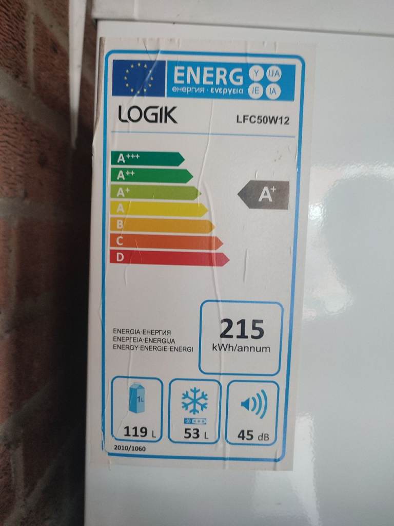 Fridge and freezer Logik